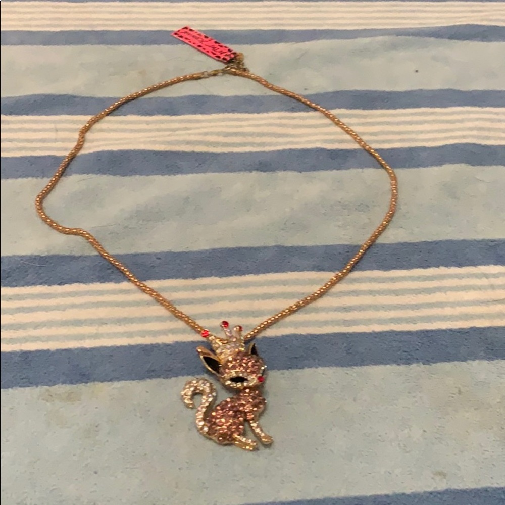 Betsey Johnson Rhinestone Cat Necklace. NWT